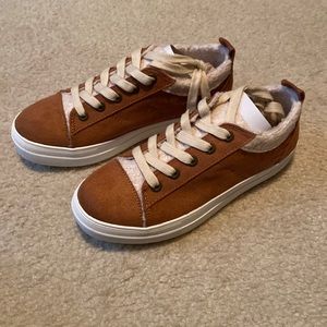Soda tan shoes 9